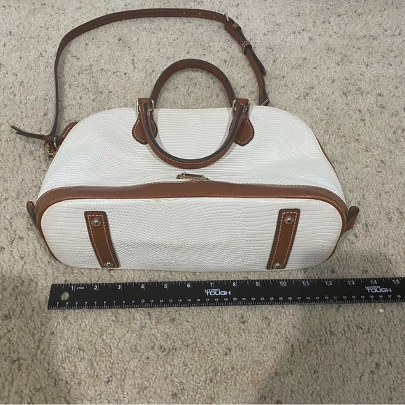 Dooney & Bourke Pebble Zip Zip Satchel Purse White / Brown with Bag and Keychain - Picture 12 of 14